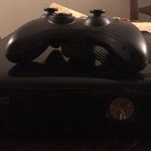 Xbox 360 with Controller